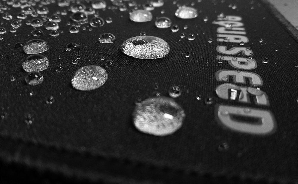 Close-up view water on the surface of mouse pad aqua-speed-mouse-pads-water-proof-02